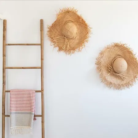 Biatriza’s Summer Shelter *